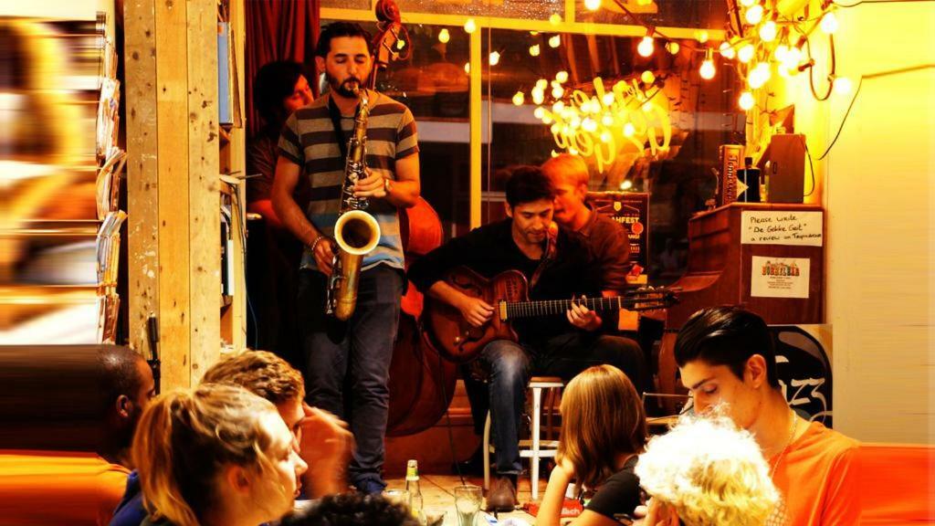 Tbilisi Yard Hostel Ngoại thất bức ảnh